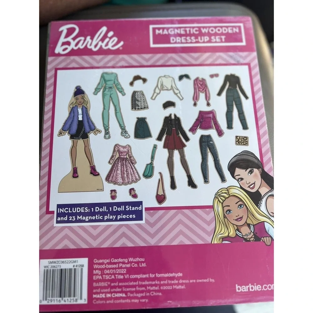 Barbie Magnetic Wooden Dress‎  Up Set 23 Pieces